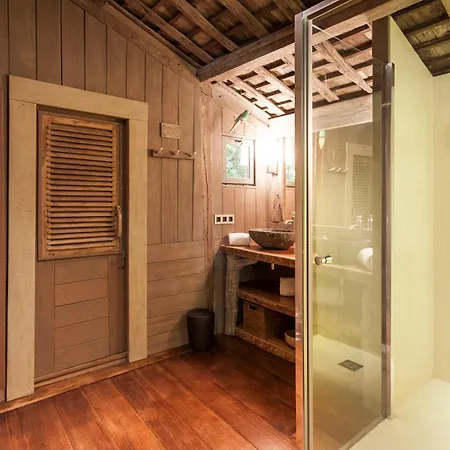 Гостьовий будинок Domaine Les Mesanges 3*
