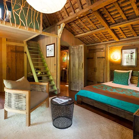 게스트하우스 Domaine Les Mesanges 3*