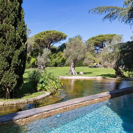 Domaine Les Mesanges 3*